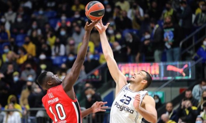 Ζίζιτς: «Κάναμε εκπληκτική δουλειά στην άμυνα»