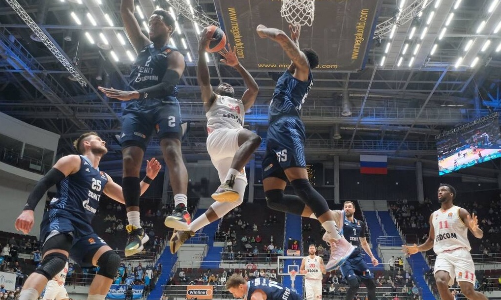 Euroleague: Το ντεμπούτο Κάρτερ με τη φανέλα της Ζενίτ και ο Ντιαλό (video)