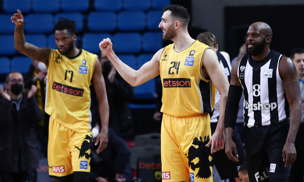 ΑΕΚ-Κουζέλογλου: «Παίξαμε άμυνα και πήραμε μια πολύ σημαντική νίκη»