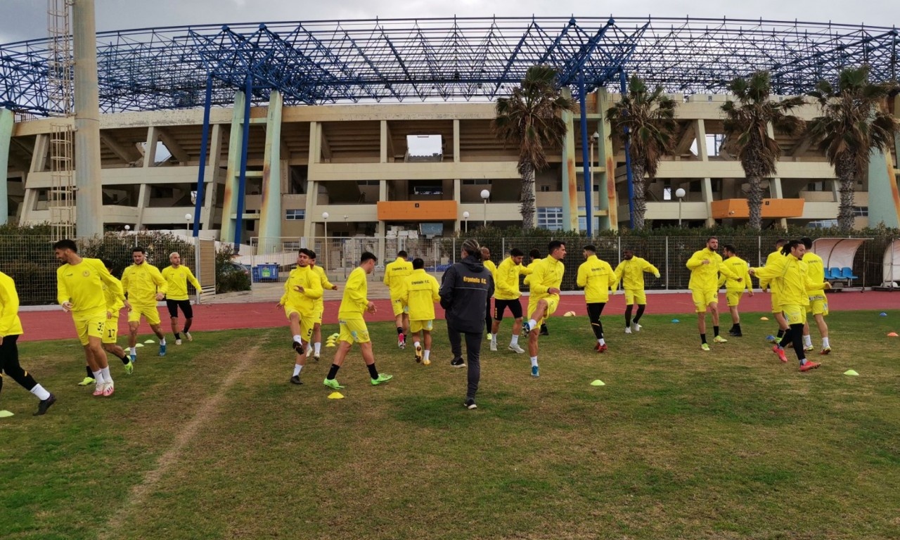 Εργοτέλης: Η 20άδα για Αιγάλεω