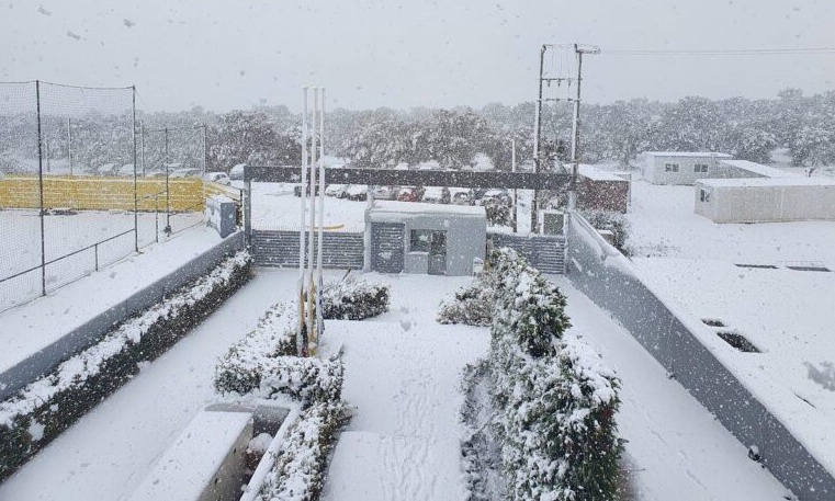 ΑΕΚ: Επιχείρηση... προπόνηση - «Μάχη» για τον καθαρισμό στα Σπάτα (photos)