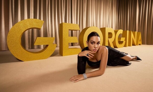 Τζορτζίνα Ροντρίγκεζ: «Πήγαινα στην δουλειά με το λεωφορείο και έφευγα με την Bugatti του Κριστιάνο»