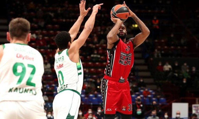 Μιλάνο-Ζαλγκίρις 65-58: Ντέρμπι για ένα δεκάλεπτο