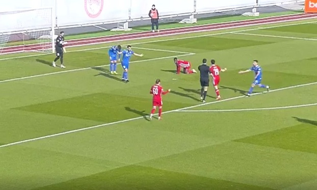 Super League 2: Έχασε πέναλτι ο Ολυμπιακός Β, «φωνάζει» η Νίκη Βόλου (video)
