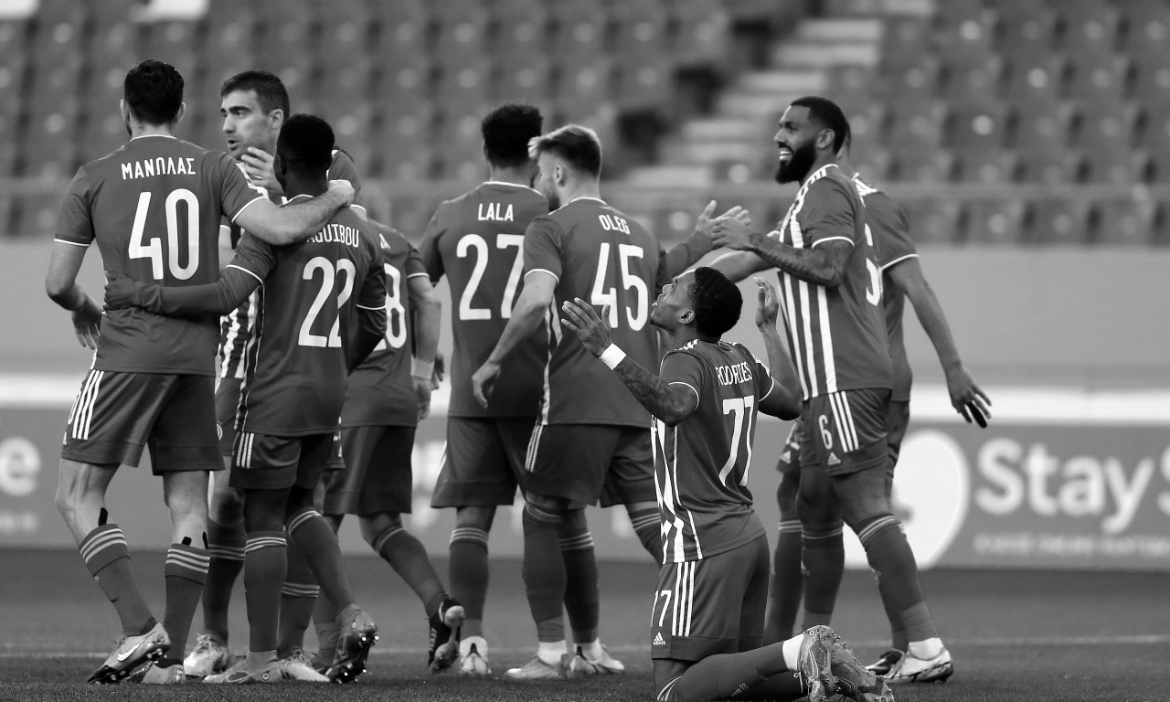 Ακάθεκτος ο Ολυμπιακός, ξέφυγε ο ΠΑΟΚ, χαμός για την 6άδα - Η βαθμολογία της Super League (pics)