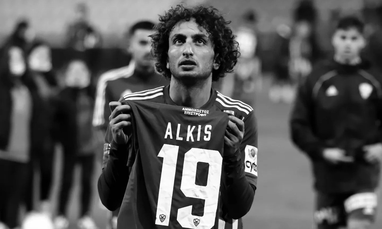 Συγκλόνισε ο Ουάρντα στην Ανόρθωση: Σήκωσε φανέλα για τον Άλκη (photos)