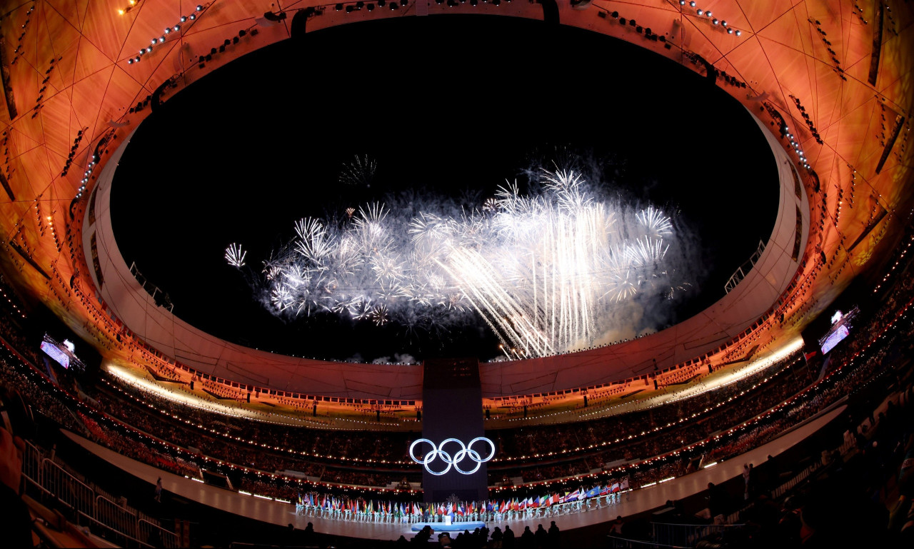 Χειμερινοί Ολυμπιακοί Αγώνες: «Άναψε» η Φλόγα και η... δράση στο χιόνι ξεκίνησε (photos+videos)