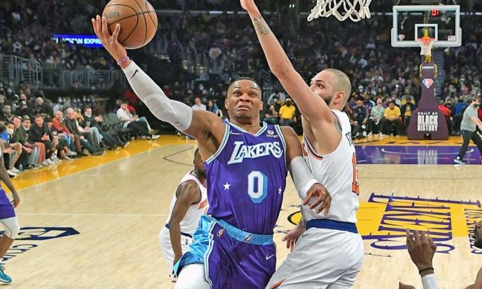 ΝΒΑ: Αποδοκιμασίες για τον Ουέστμπρουκ από τους οπαδούς των Λέικερς (video)