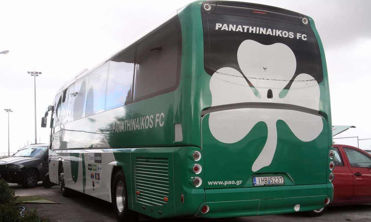 Παναθηναϊκός: «Υποδοχή» οπαδών και σκληρό ύφος προς τους παίκτες
