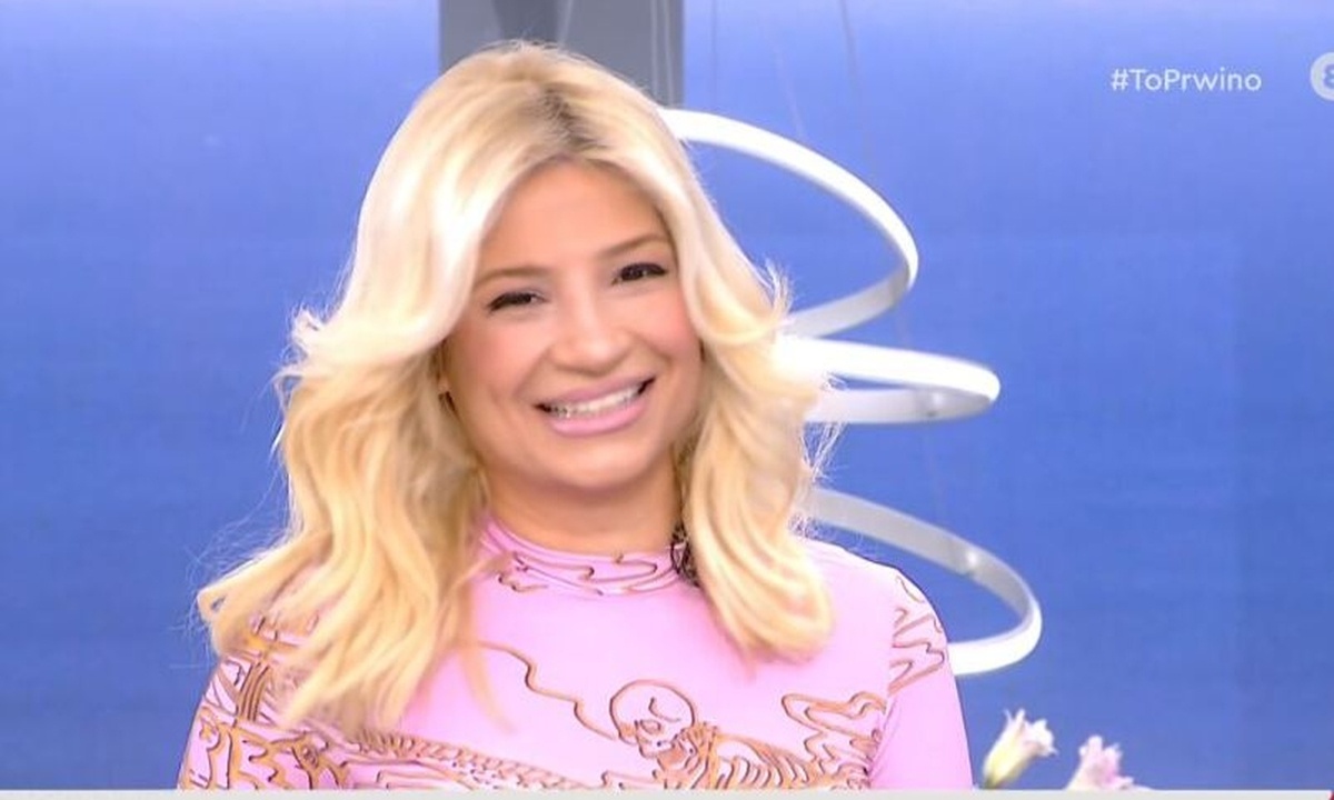 Γενέθλια για τη Φαίη Σκορδά: Αποκάλυψε on air την ηλικία της  - Το δώρο του Λιάγκα!