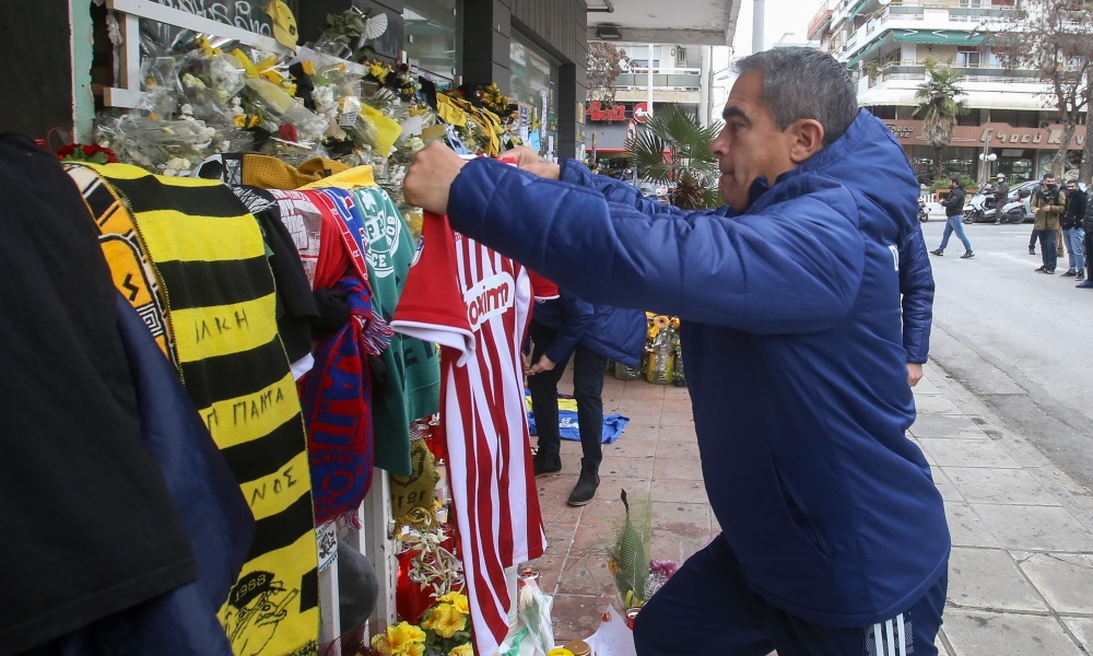 Ολυμπιακός: Τίμησαν τη μνήμη του Άλκη οι Ιμπαγάσα, Μανιάτης και Ανατολάκης (photos)