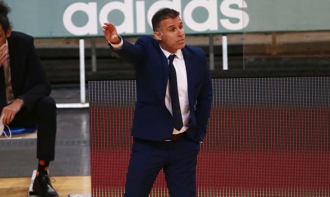 Μέξας: «Δεν τα παρατάμε, περιμένουμε ακόμη δυο παίκτες»