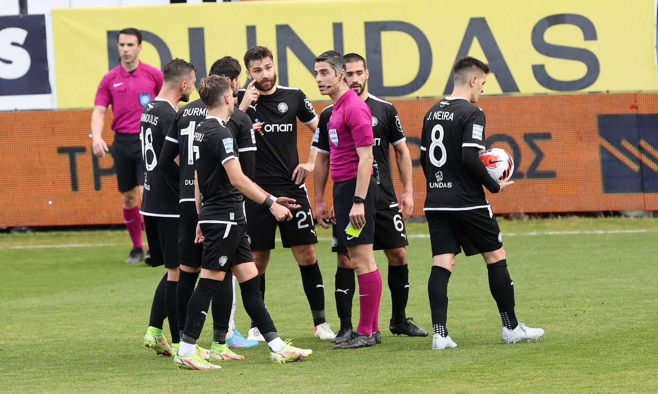 Βόλος: Έκρηξη για Παπαδόπουλο - «Εκκαθάριση τέτοιων "διαιτητών"»