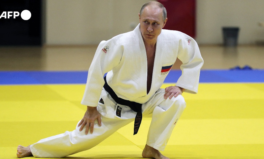 Πόλεμος στην Ουκρανία: Η IJF απέπεμψε τον Βλαντιμίρ Πούτιν από επίτιμο πρόεδρο (photo)