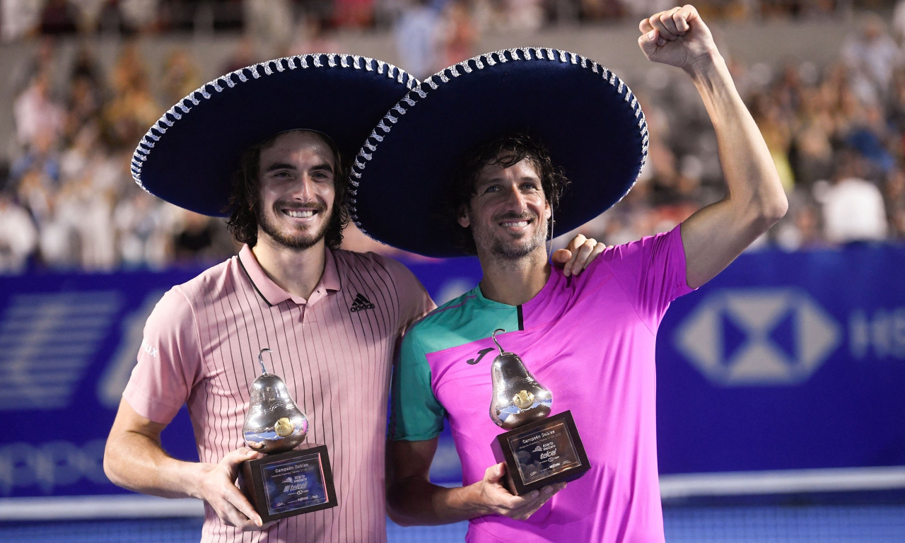 Τουρνουά Ακαπούλκο: Πρωταθλητές με τα σομπρέρο οι Τσιτσιπάς και Λόπεθ (photos+videos)