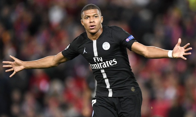 Εμπαπέ: Τα δίνει ΟΛΑ η Παρί για τον κρατήσει - 200 εκ. ευρώ για δύο χρόνια