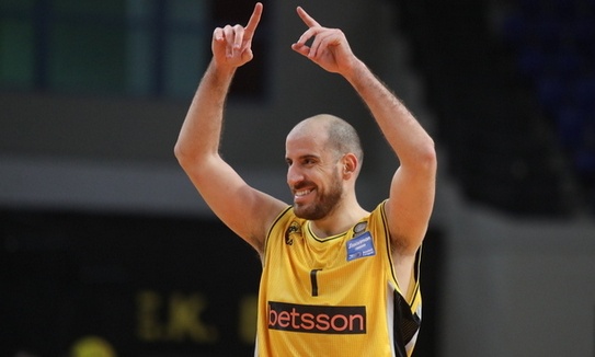 ΕΣΑΚΕ: Ο Κολόμ «έγραψε» το 5ο double-double της ΑΕΚ με πόντους και ασίστ