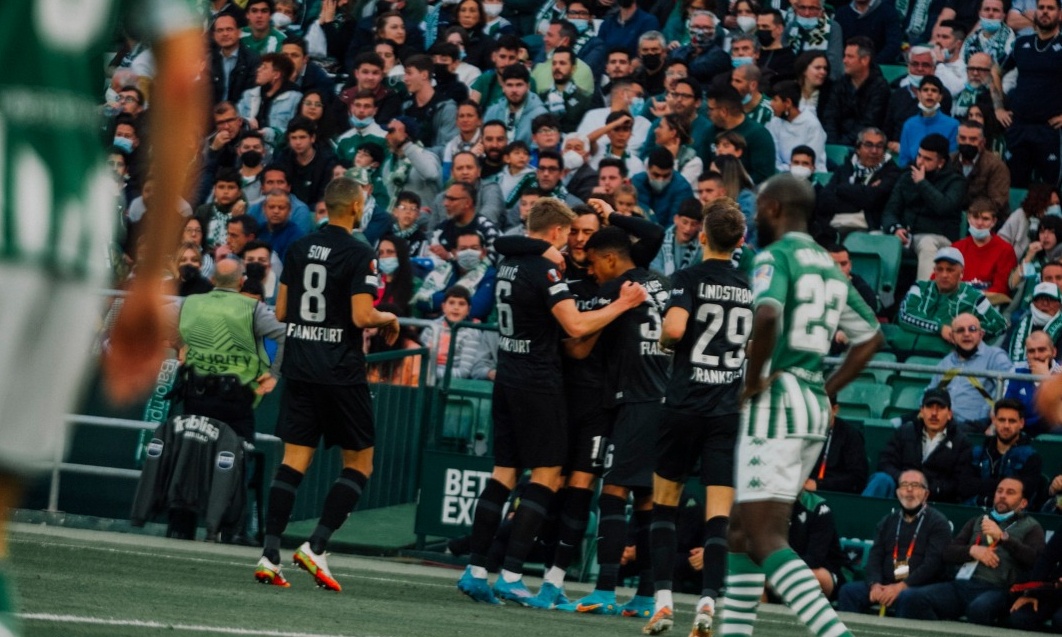 Europa League: Σπουδαία «διπλά» από Λιόν και Άιντραχτ και προβάδισμα πρόκρισης (videos)