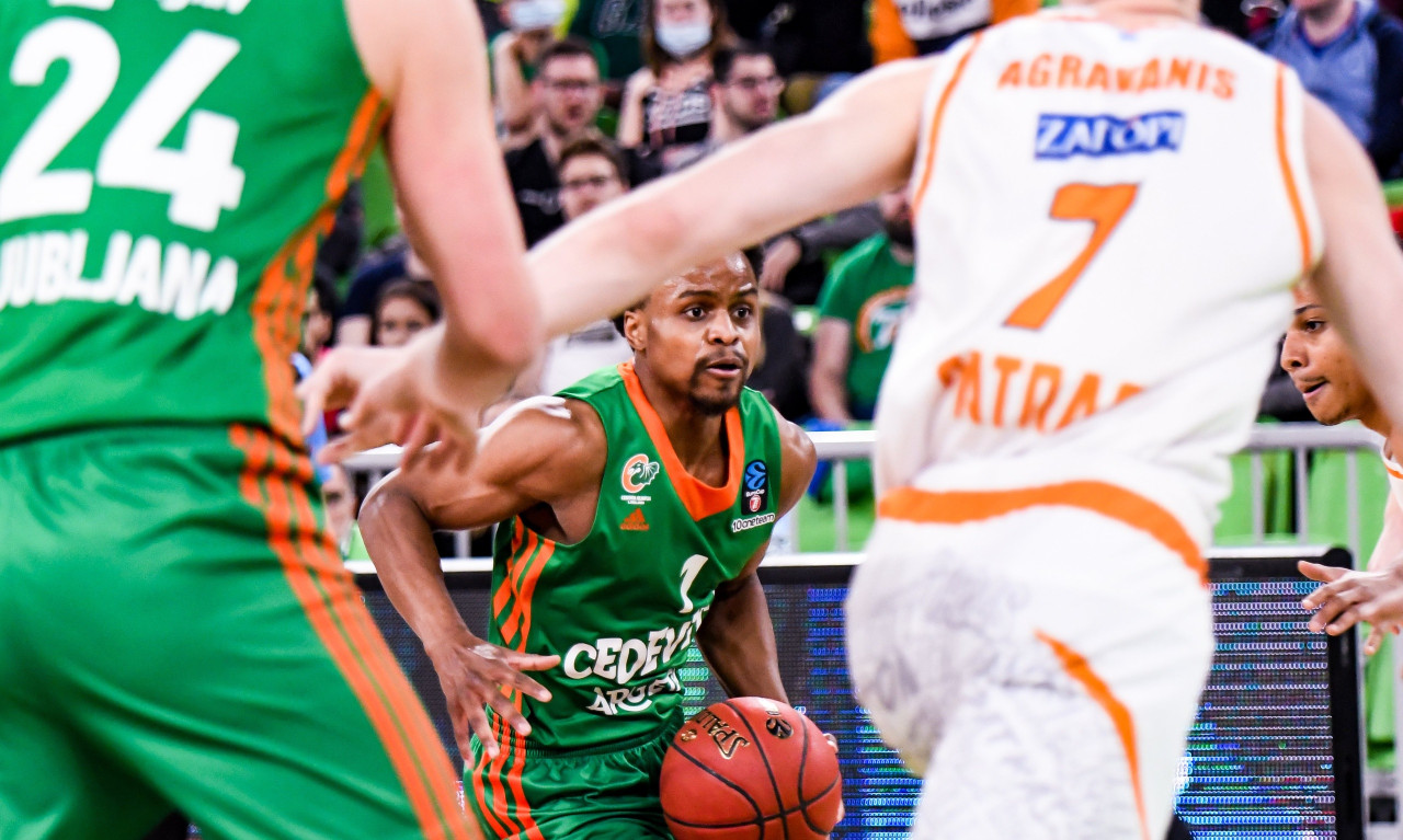Τσεντεβίτα Ολίμπια-Προμηθέας 98-84: Τα χάλασε όλα στο τρίτο δεκάλεπτο (photos)