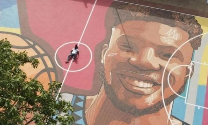 Νιγηρία: Γήπεδο για τον Αντετοκούνμπο!