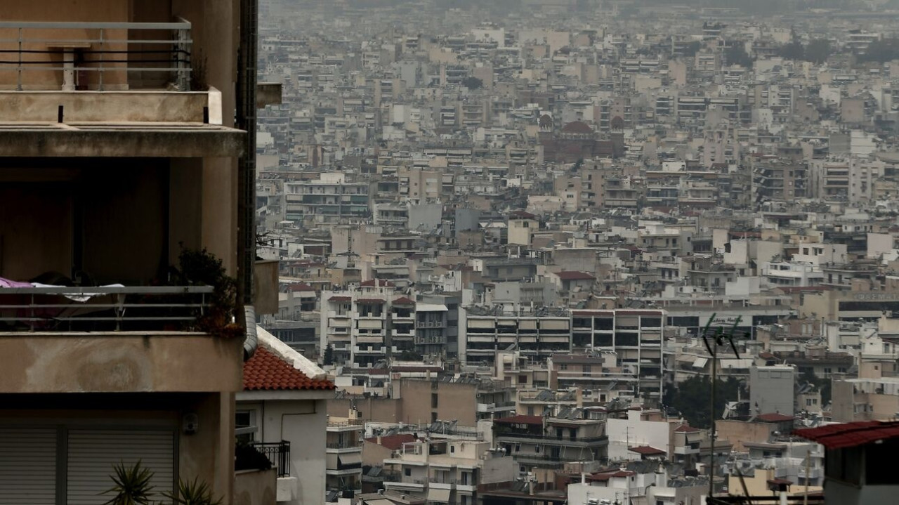 Καιρός: Πρωτοφανής μεταφορά αφρικανικής σκόνης τις επόμενες 5 ημέρες - Λασποβροχές από την Πέμπτη