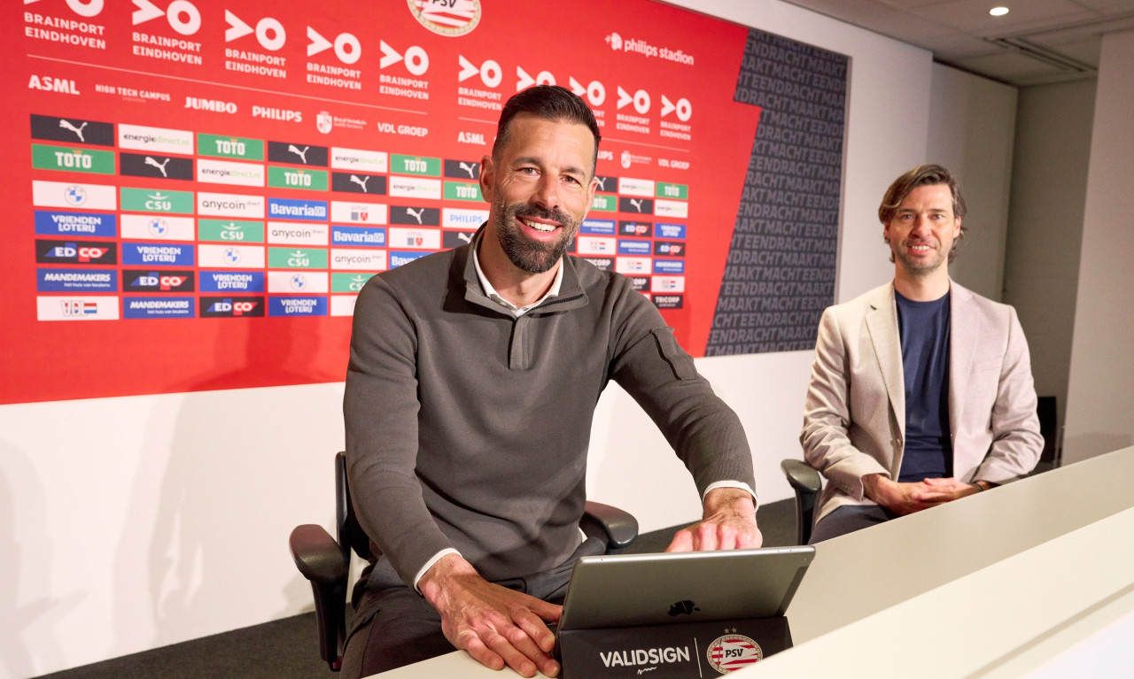 PSV: Εποχή Ρουντ Φαν Νίστελροϊ στην Αϊντχόφεν! (Photos)
