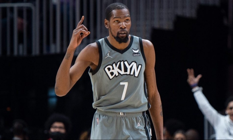 NBA: Η μυθική εμφάνιση και το ρεκόρ καριέρας του Κέβιν Ντουράντ (photos+video)