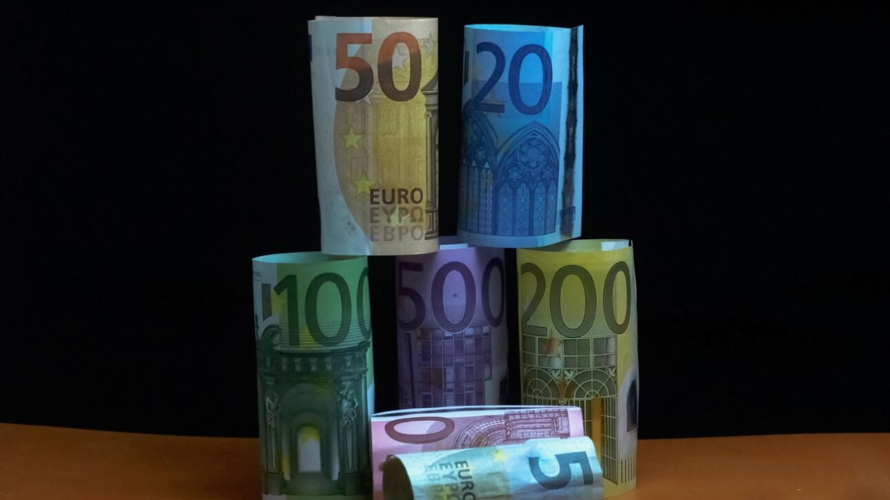 Συντάξεις Μαΐου: Νωρίτερα η καταβολή τους λόγω Πάσχα - Αναλυτικά οι ημερομηνίες πληρωμών