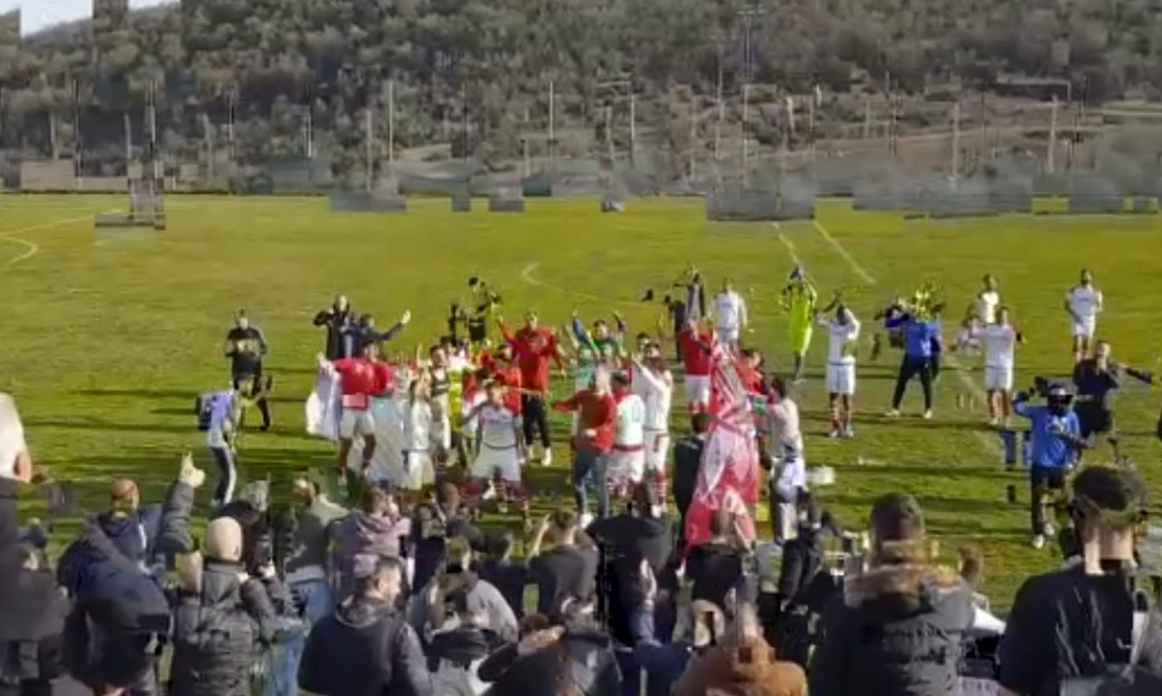 Κοζάνη: Έξαλλοι πανηγυρισμοί για την κατάκτηση του τίτλου στον 2ο όμιλο της Γ’ Εθνικής (video)