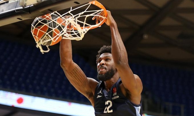 Μπαρτσελόνα: Προτάθηκε ο Πόιθρες