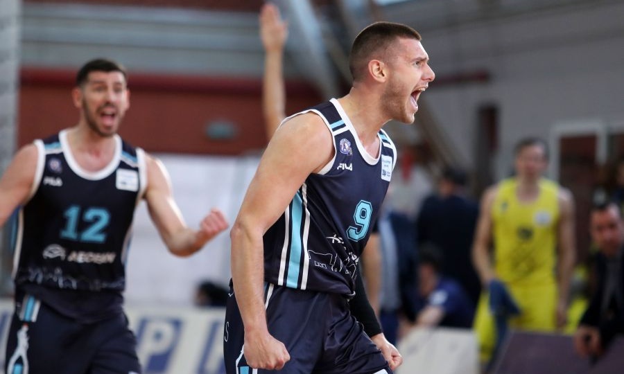 Λαύριο-Κολοσσός 81-84: Ανατροπή με υπογραφή Μομίροφ και νέο βήμα τετράδας
