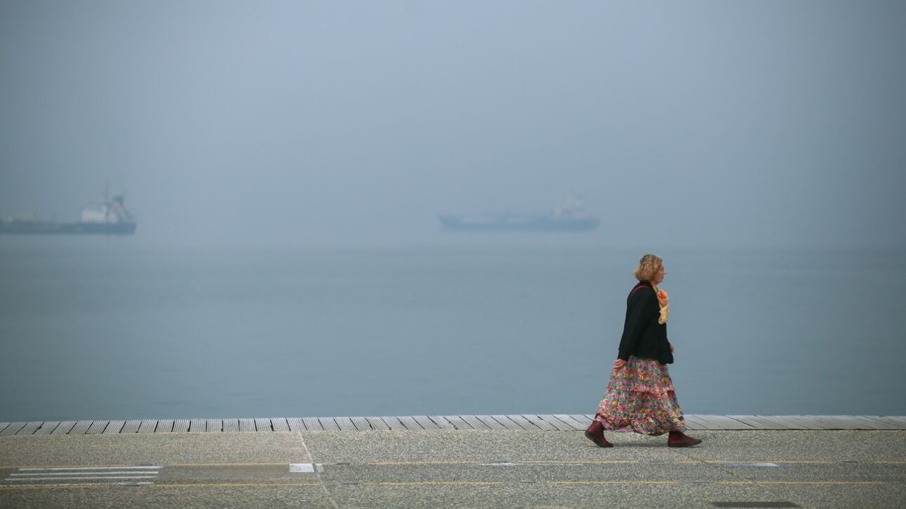 «Διπρόσωπος» ο καιρός το Σαββατοκύριακο – Βαρομετρικό χαμηλό και αφρικανική σκόνη