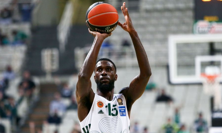 Ουάιτ: «Να επιβάλλουμε από την αρχή τον ρυθμό μας με τη Λάρισα»