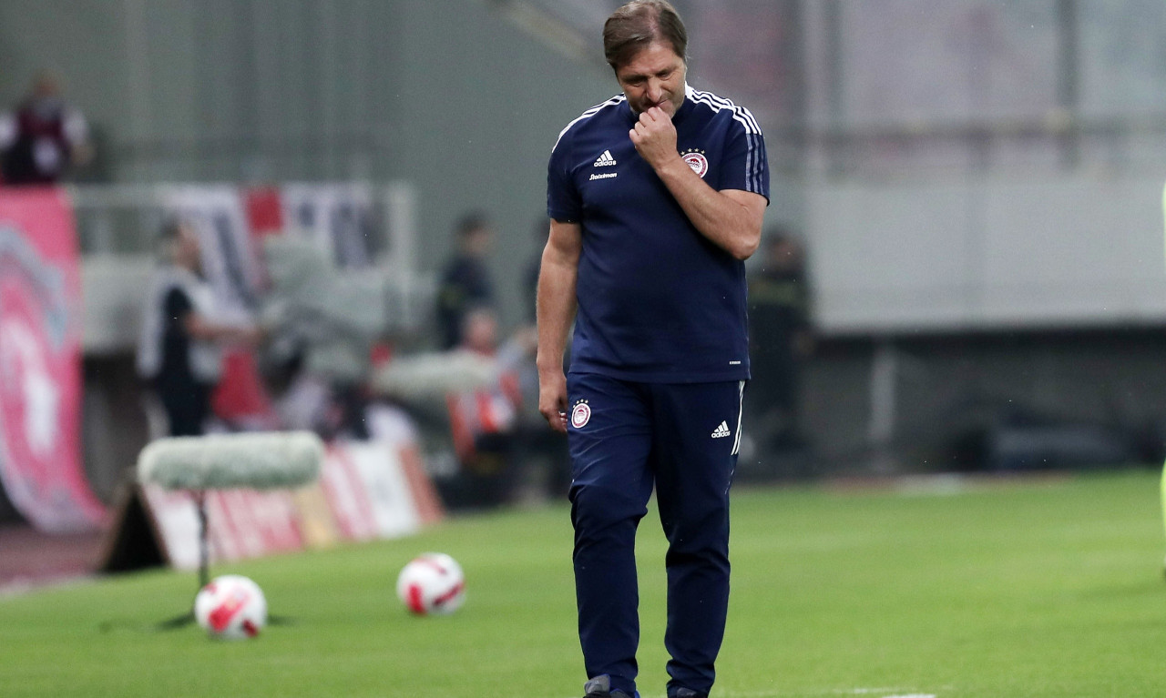 Μαρτίνς: Tι είπε για τις αποδοκιμασίες των οπαδών