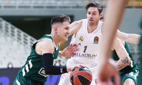 Ρεάλ Μαδρίτης: Υποκλίθηκε στους οπαδούς των «αιωνίων» ο Κοζέρ