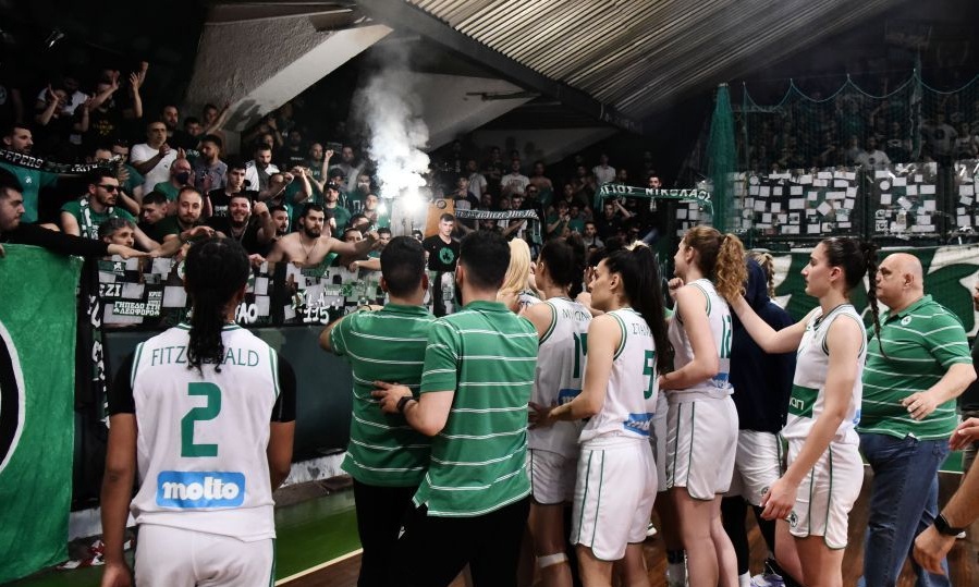 Παναθηναϊκός: Απίστευτη στήριξη του κόσμου - Αποθέωσε τις «πράσινες» παρά την απώλεια του τίτλου