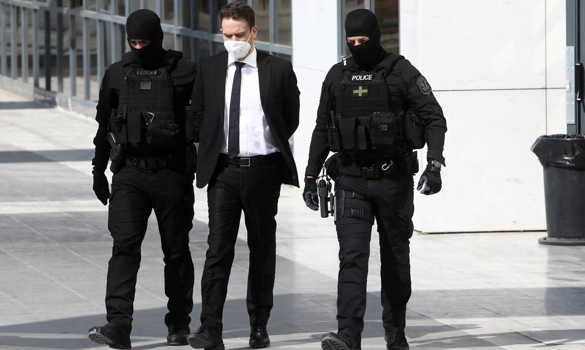 Δίκη για Γλυκά Νερά: Ένοχος για τον φόνο της Καρολάιν ο Μπάμπης Αναγνωστόπουλος