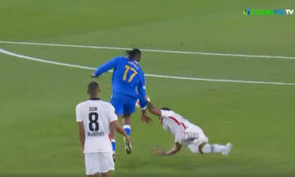 Τελικός Europa League: Απίθανο blooper της Άιντραχτ και 1-0 η Ρέιντζερς με τον Αρίμπο (vid)