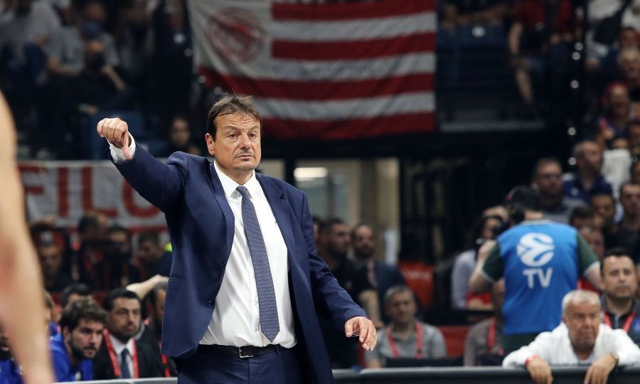 Αταμάν: «Λυπάμαι για τον Μπαρτζώκα και τον κόσμο του Ολυμπιακού»
