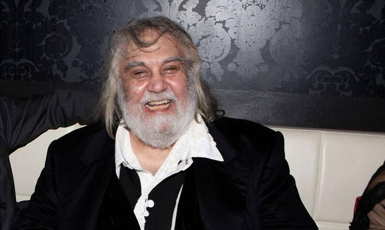 Πέθανε ο Βαγγέλης Παπαθανασίου - Θλίψη στον καλλιτεχνικό και πολιτιστικό κόσμο