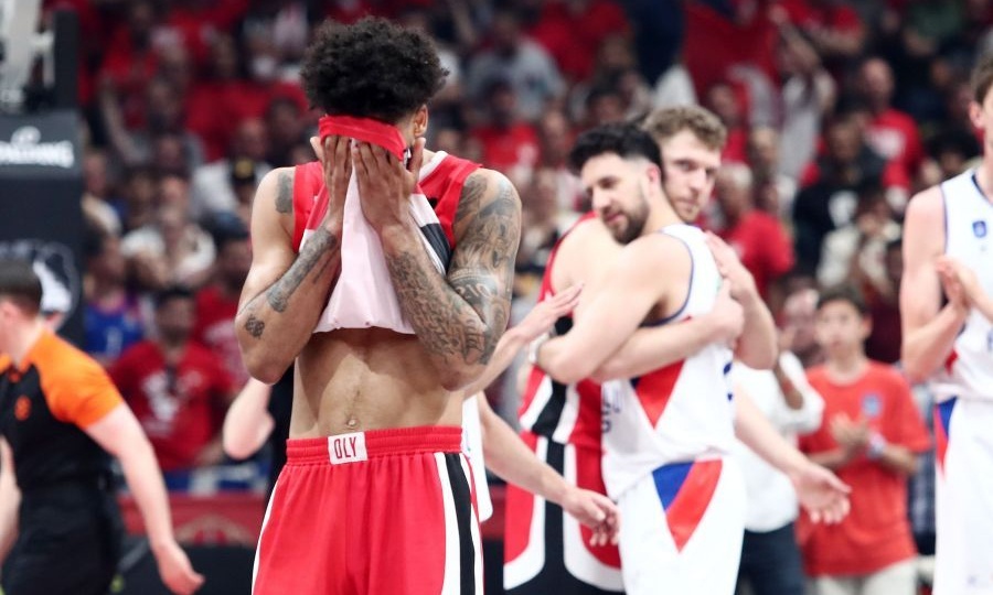 Ολυμπιακός-Αναντολού Εφές: Η απογοήτευση των «ερυθρόλευκων» μετά τη «μαχαιριά» του Μίτσιτς (pics)