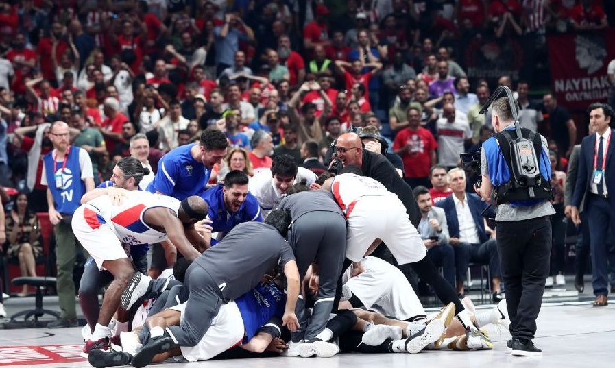 Αναντολού Εφές: Έτσι πανηγύρισε την πρόκριση στον τελικό (video)