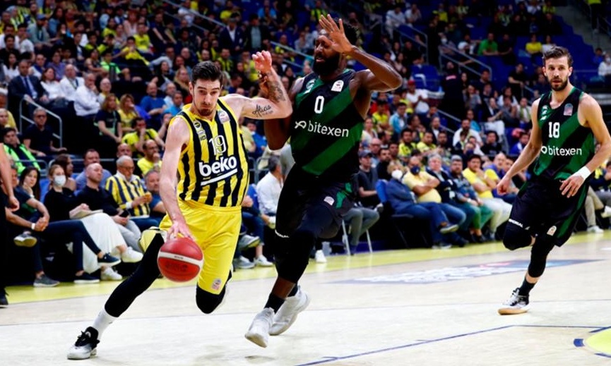 Άνετα το 1-0 η Φενέρ με την Νταρουσάφακα στους ημιτελικούς