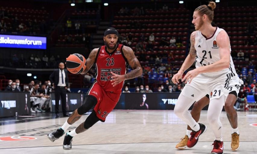 Αρμάνι Μιλάνο: Ο Ντιλέινι αγωνιζόταν με κάταγμα στο πλευρό!