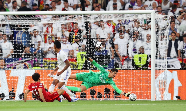 Τελικός Champions League Λίβερπουλ-Ρεάλ Μαδρίτης 0-1: Το σόου του γίγαντα Κουρτουά (vids+pics)