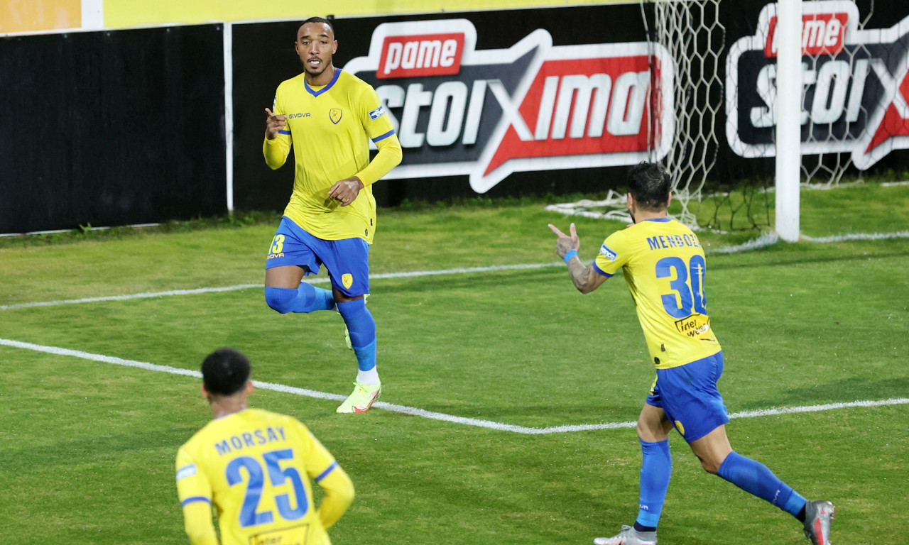 Παναιτωλικός: Η υπερασπιστική γραμμή για Κορνέλιους και Κουτσοσπύρο