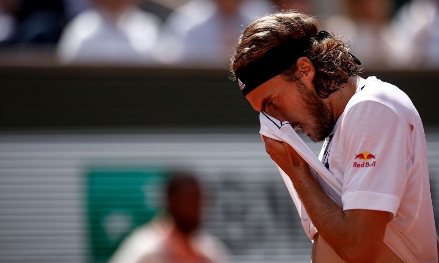 Στέφανος Τσιτσιπάς: Πρόωρο «αντίο» στο Roland Garros - Στους «8» ο απίθανος 19χρονος Ρούνε