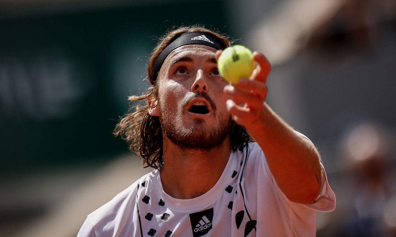 Στέφανος Τσιτσιπάς: Επικεφαλής στο ταμπλό στη Στουτγάρδη