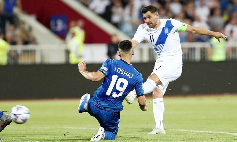 Ελλάδα: Ηγέτης Μπακασέτας «έφτιαξε» του συμπαίκτες του - «Μάγκες λίγο εγωισμό παραπάνω» (vid)