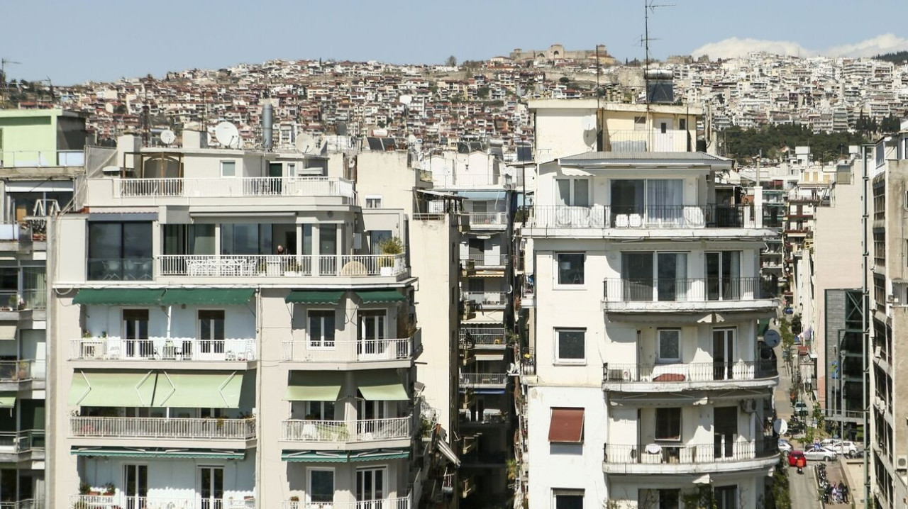 Αδήλωτα τετραγωνικά: Σε ποιους θα επιστραφούν χρήματα από τους δήμους